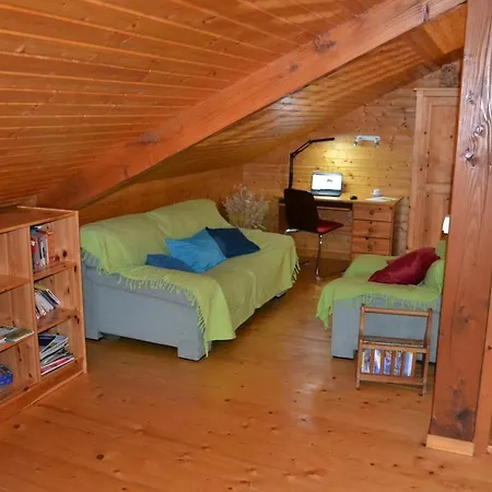 Calme Et Belle Vue Des Environs #chalet Chalet
